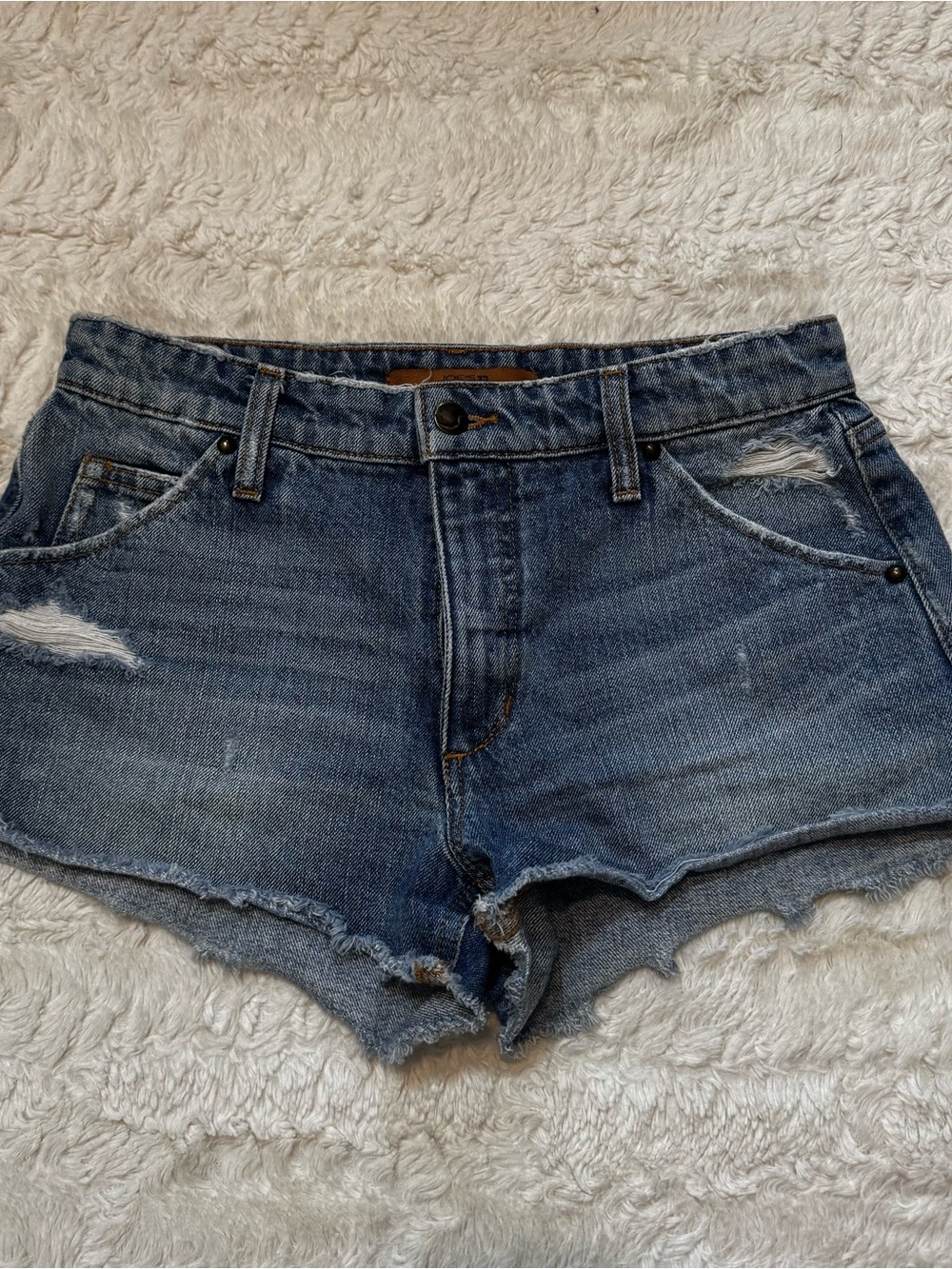 Joe’s Jeans Collectors Edition Wasteland Short distressed cutoff high rise short
